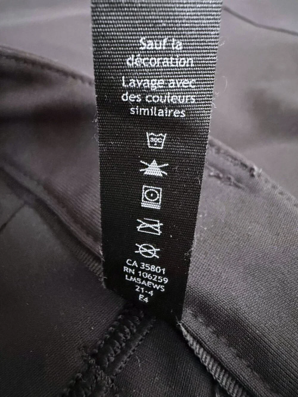 Lululemon ABC Commission Pants Black Mens 38 Short Stretch Golf Travel Casual